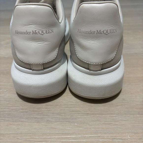 Alexander Mcqueen Mesh Men's Sneaker - Picture 16 of 16